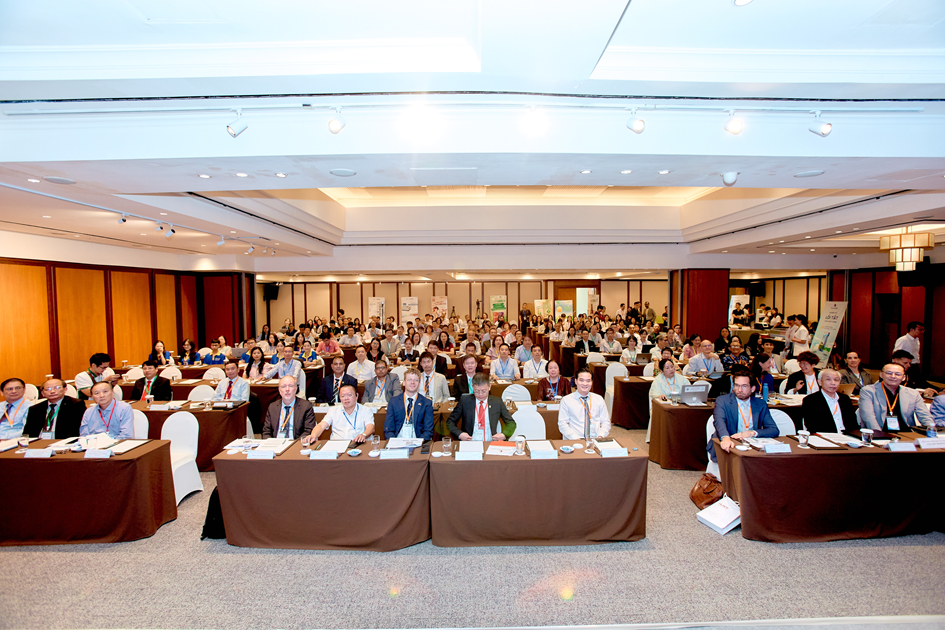 Group photo of QMFS 2026 delegates
